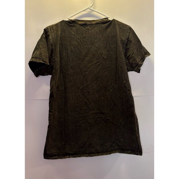 Vintage Y2K Style Edgy Tshirt (men’s large) - Picture 5 of 8